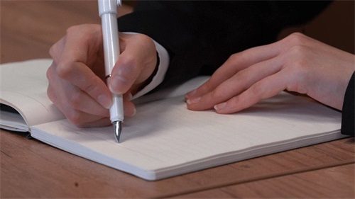 臨床試驗(yàn)CRF病例報(bào)告表填寫的要點(diǎn)和誤區(qū)(圖1) 臨床試驗(yàn)CRF病例報(bào)告表填寫的要點(diǎn)和誤區(qū)(圖1)